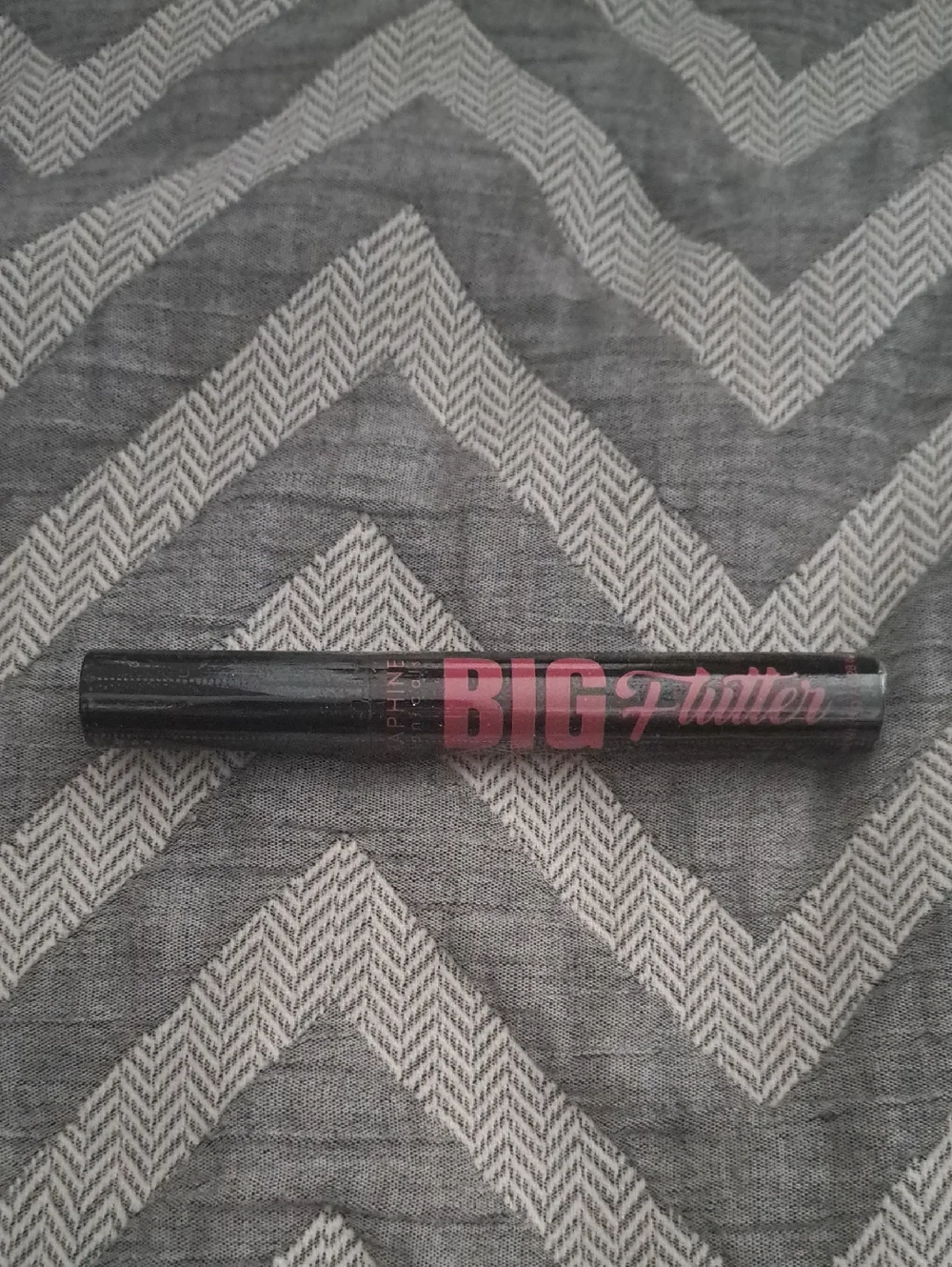 Seraphine Botanicals Big Flutter Waterproof Lifting Mascara In Onyx